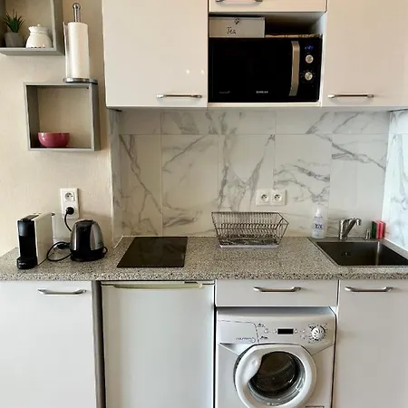 Leopolda Apartman *